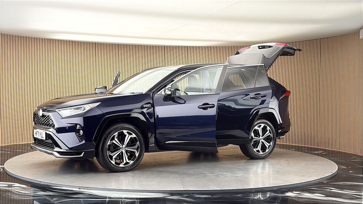 More views of Toyota RAV4