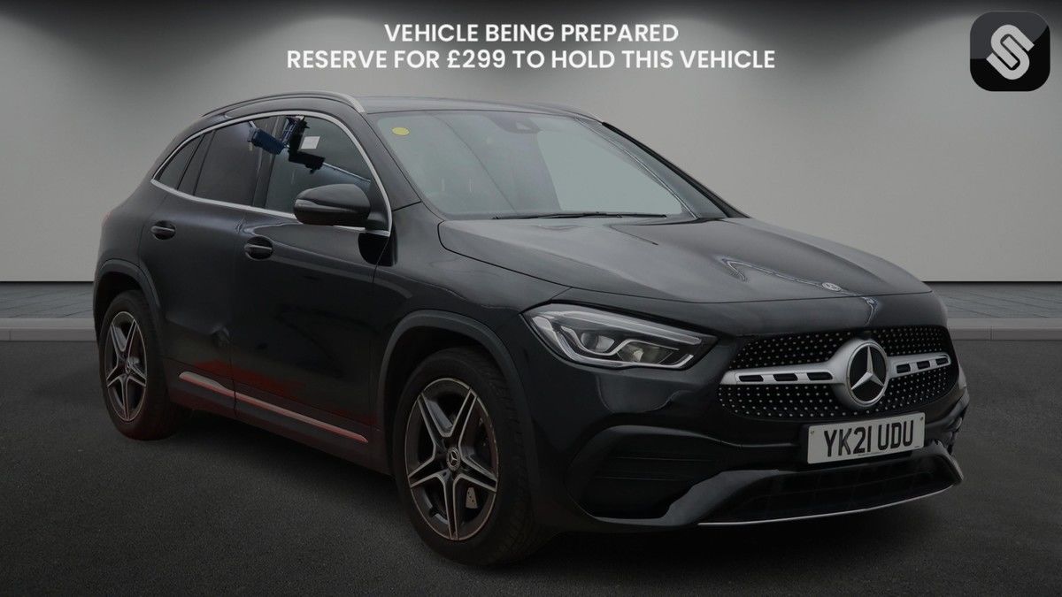 Mercedes-Benz GLA Image 3