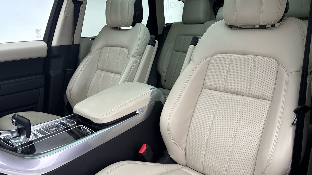 Land Rover Range Rover Sport Image 7