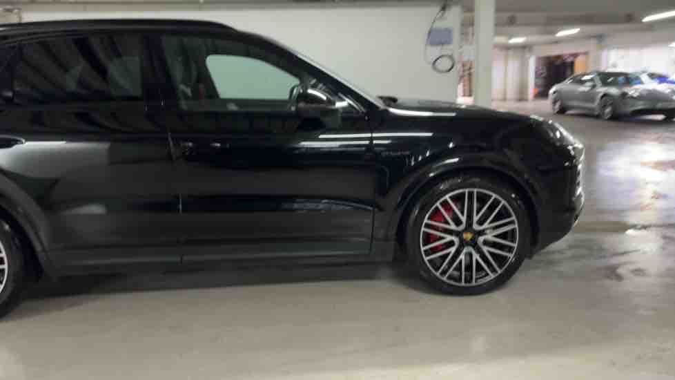 More views of Porsche Cayenne