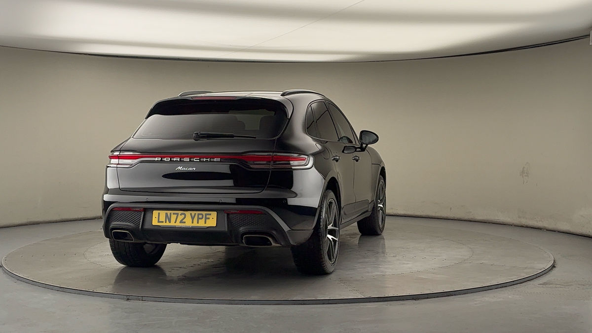 More views of Porsche Macan