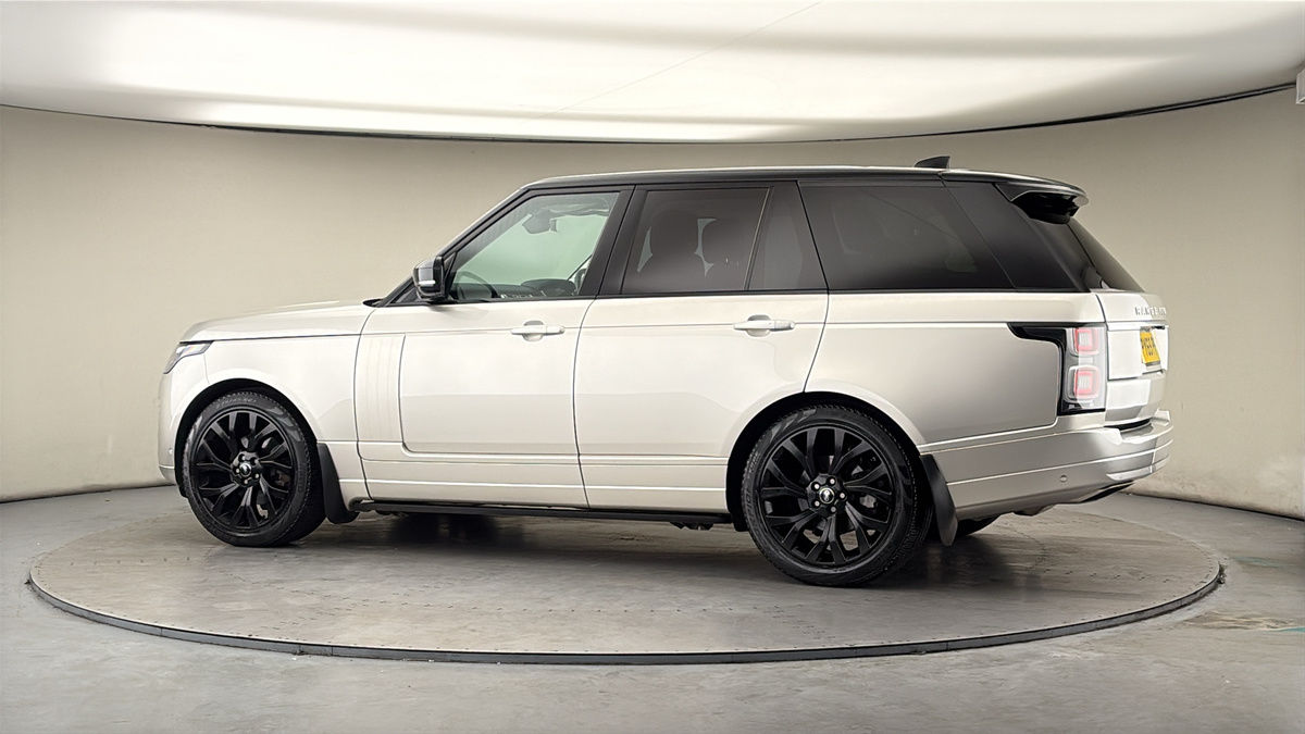 More views of Land Rover Range Rover