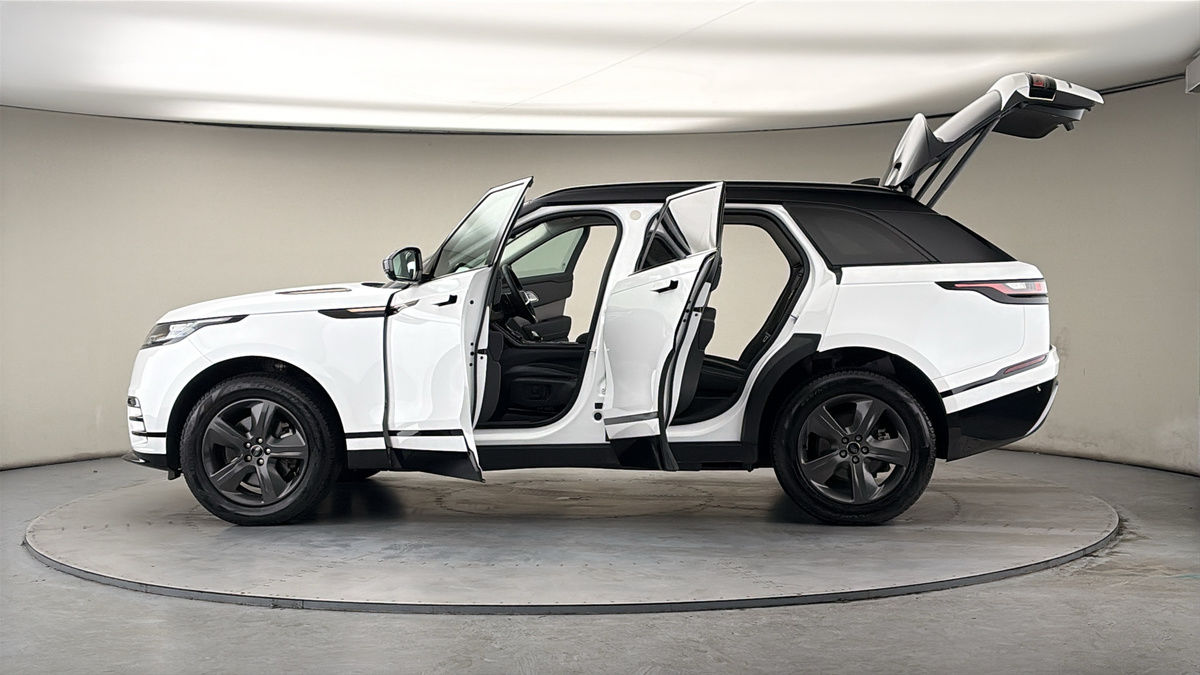 More views of Land Rover Range Rover Velar