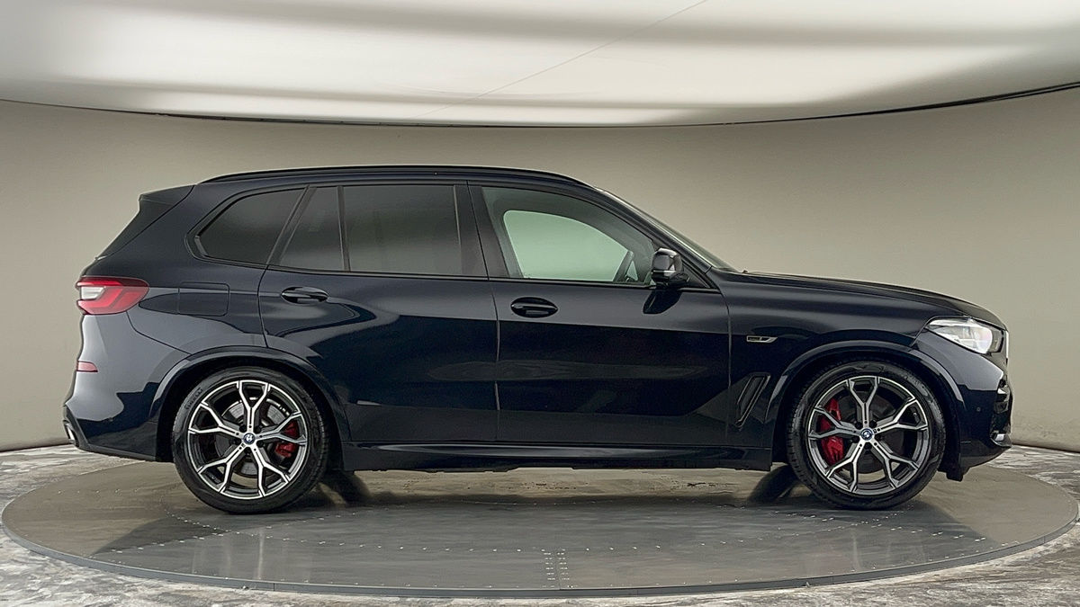 BMW X5 Image 16