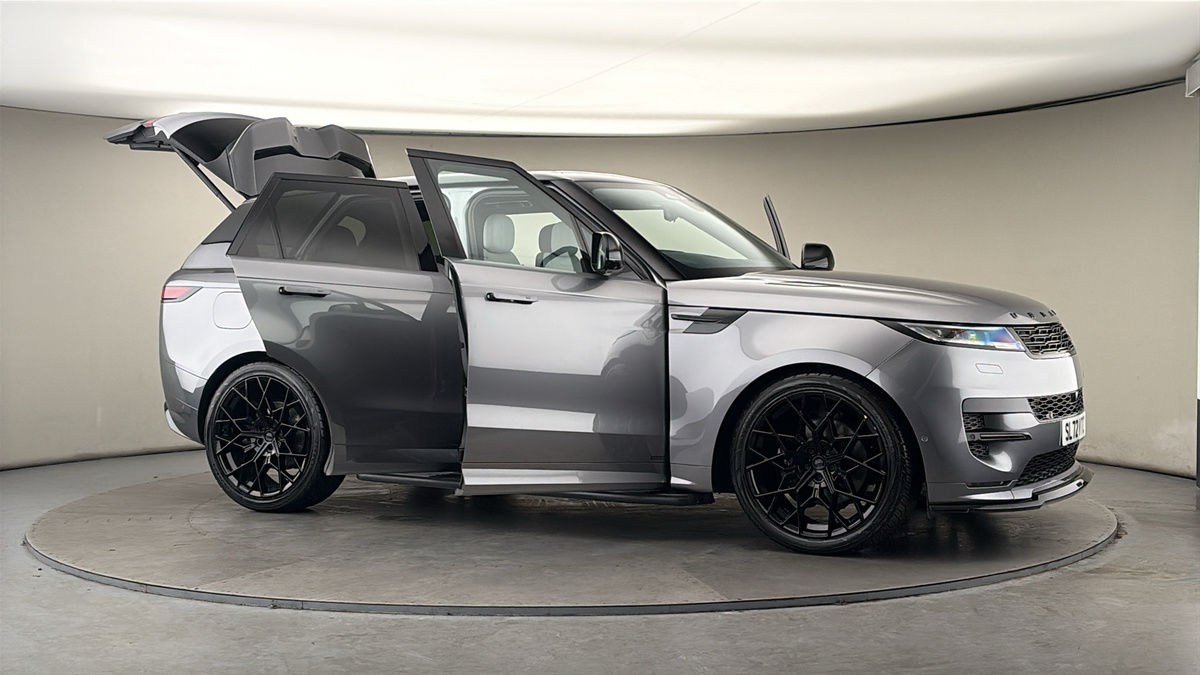 More views of Land Rover Range Rover Sport