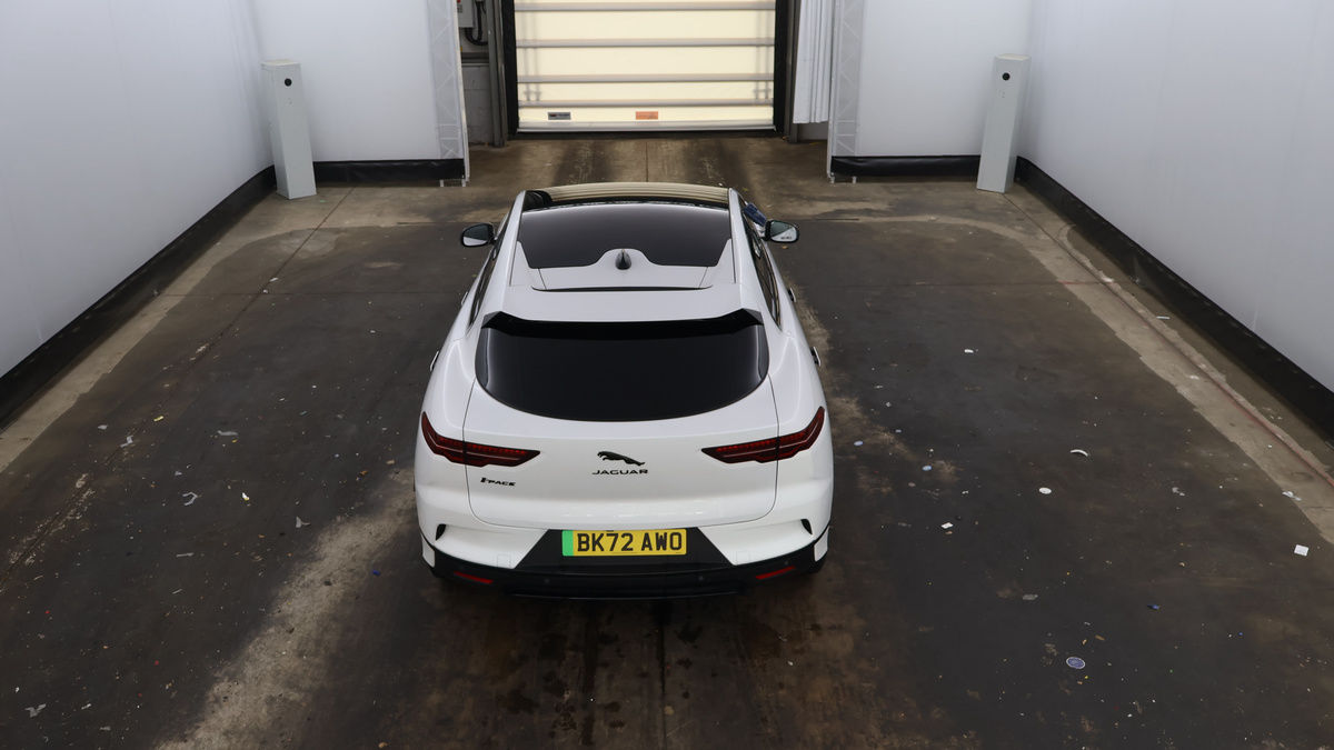 Jaguar I-PACE Image 8