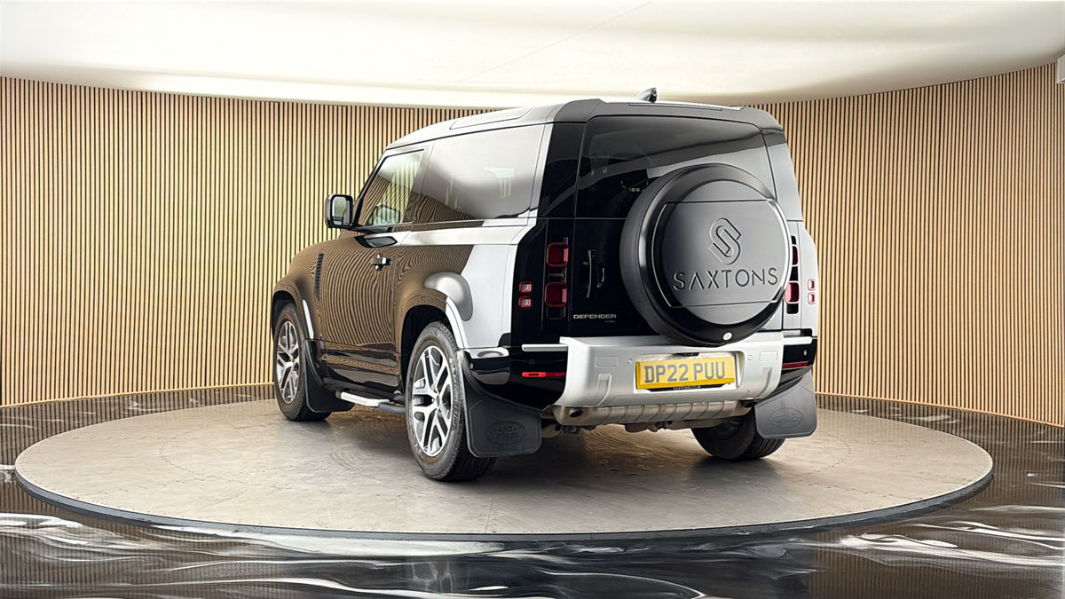 More views of Land Rover Defender 90