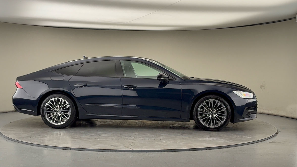 More views of Audi A7