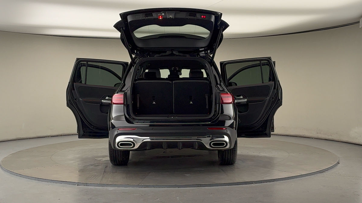 More views of Mercedes-Benz GLB