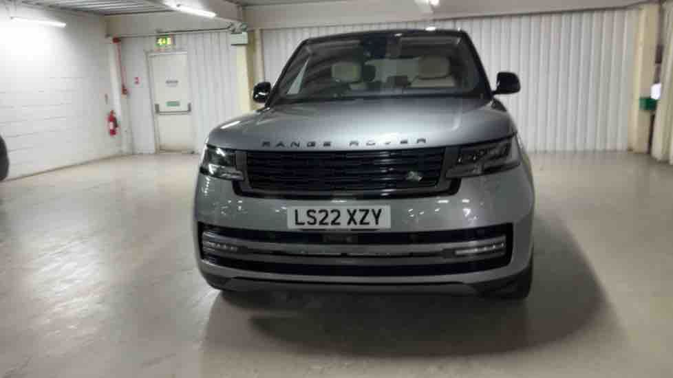More views of Land Rover Range Rover