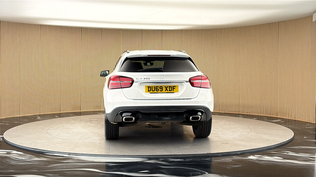 More views of Mercedes-Benz GLA
