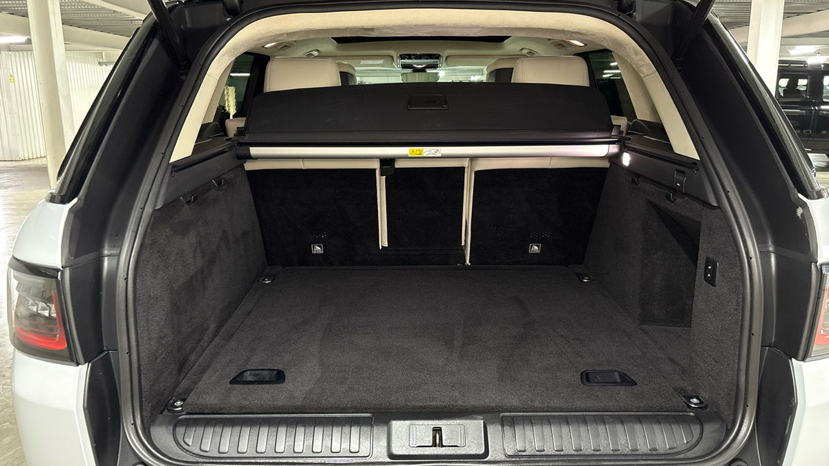 Land Rover Range Rover Sport Image 11