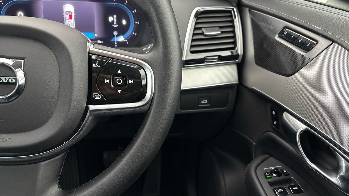Volvo XC90 Image 14