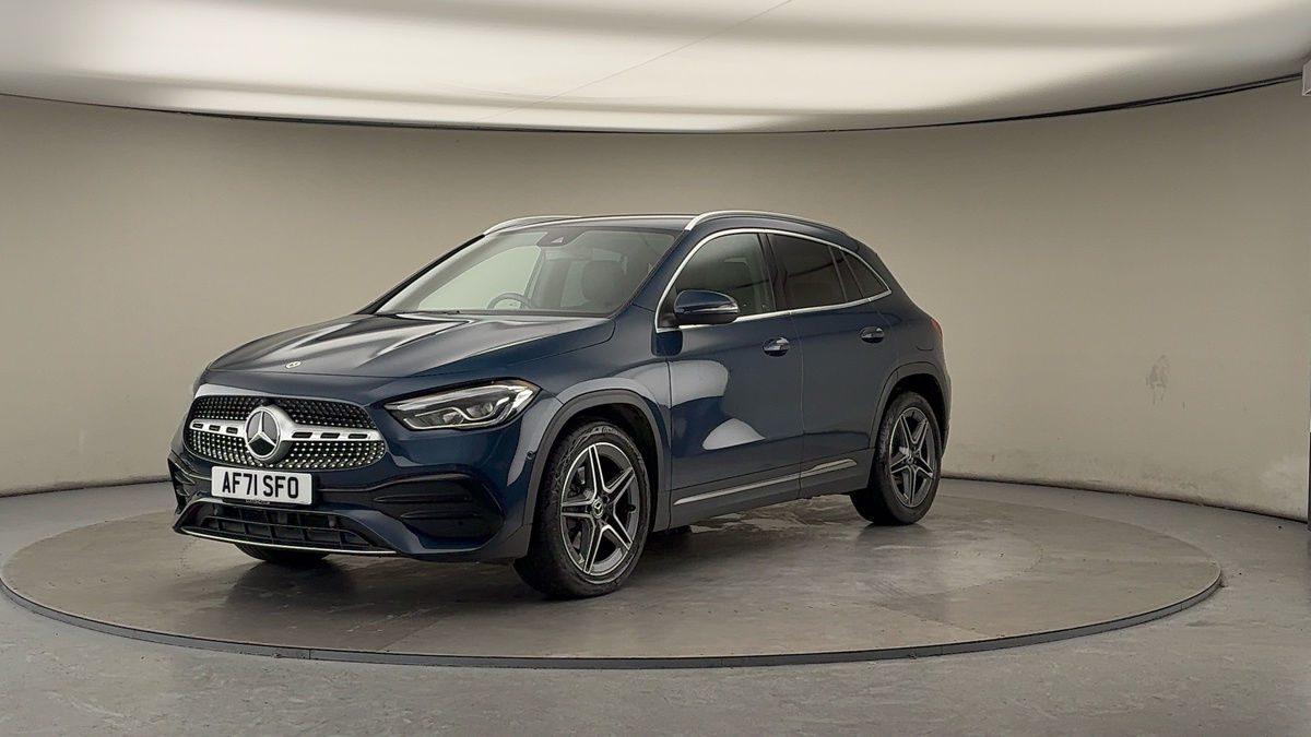 More views of Mercedes-Benz GLA