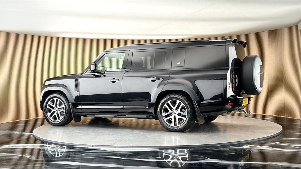 More views of Land Rover Defender 130
