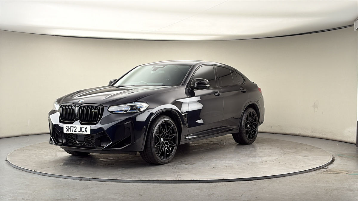 More views of BMW X4 M