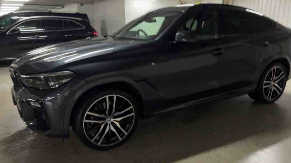 More views of BMW X6