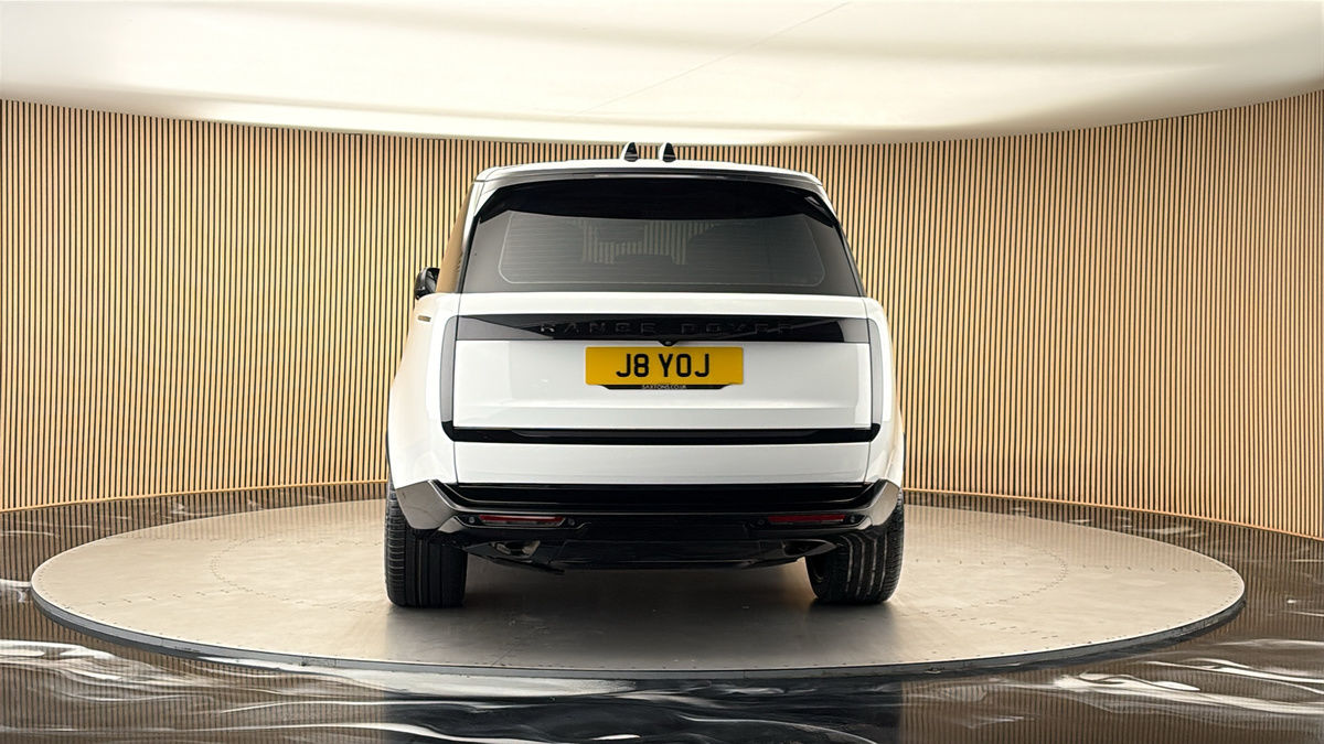 More views of Land Rover Range Rover