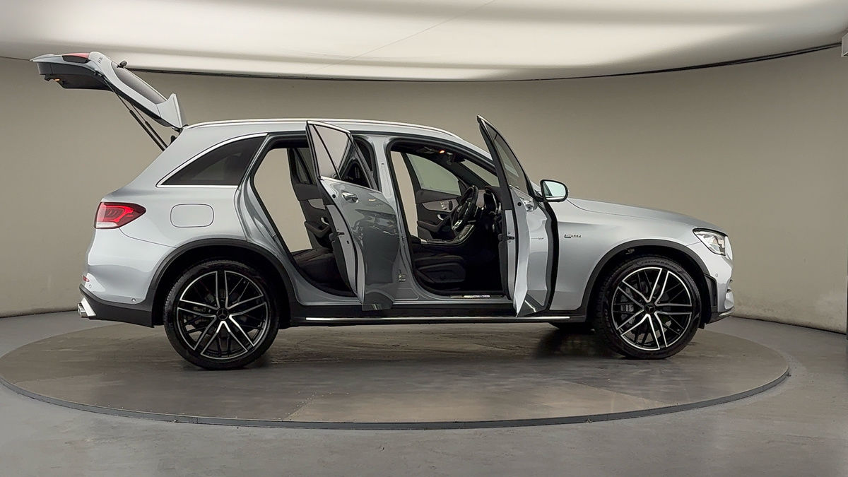 More views of Mercedes-Benz GLC