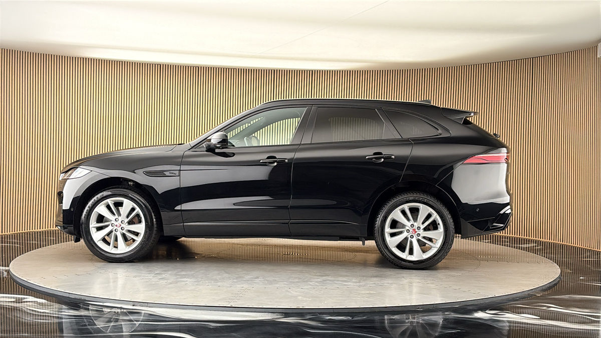 More views of Jaguar F-PACE