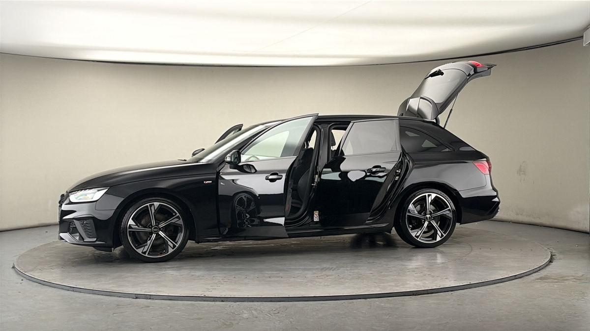 More views of Audi A4 Avant