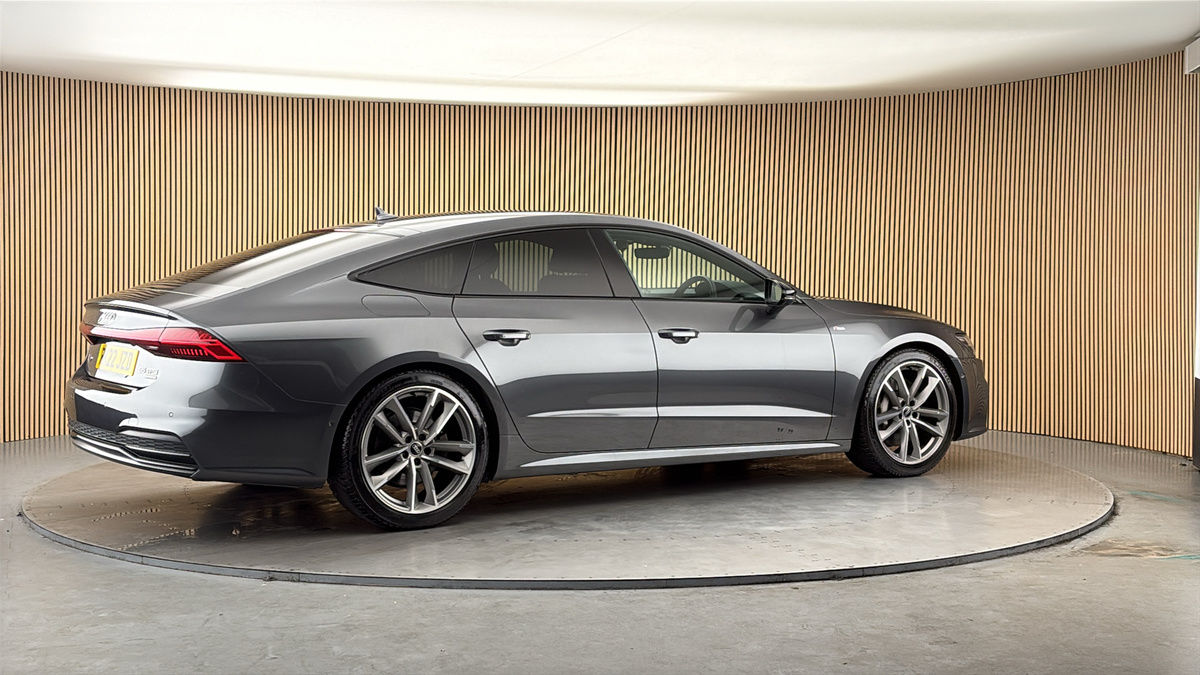 More views of Audi A7
