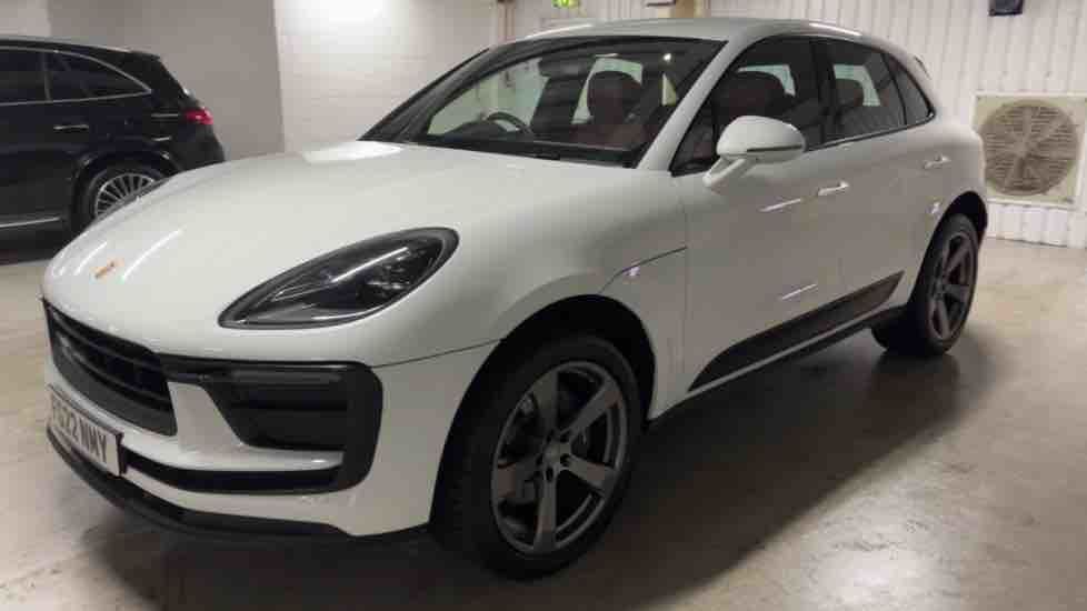More views of Porsche Macan