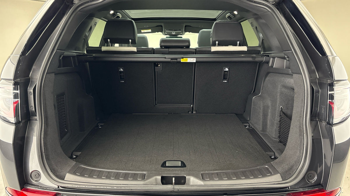 Land Rover Discovery Sport Image 11