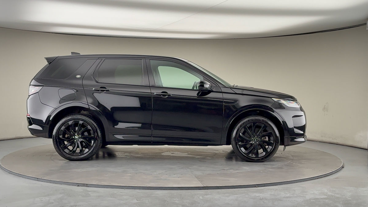 Land Rover Discovery Sport Image 16