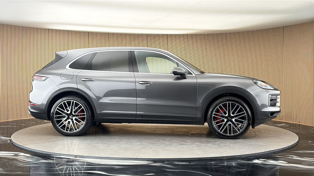 More views of Porsche Cayenne