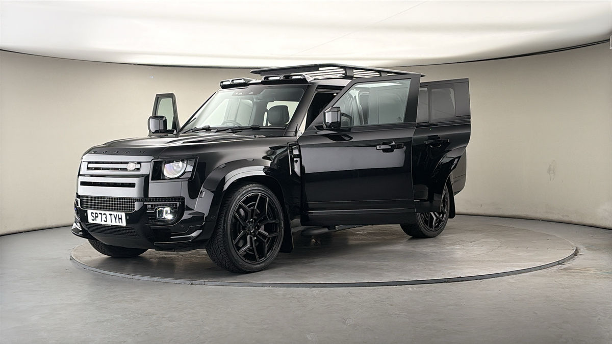 More views of Land Rover Defender 130