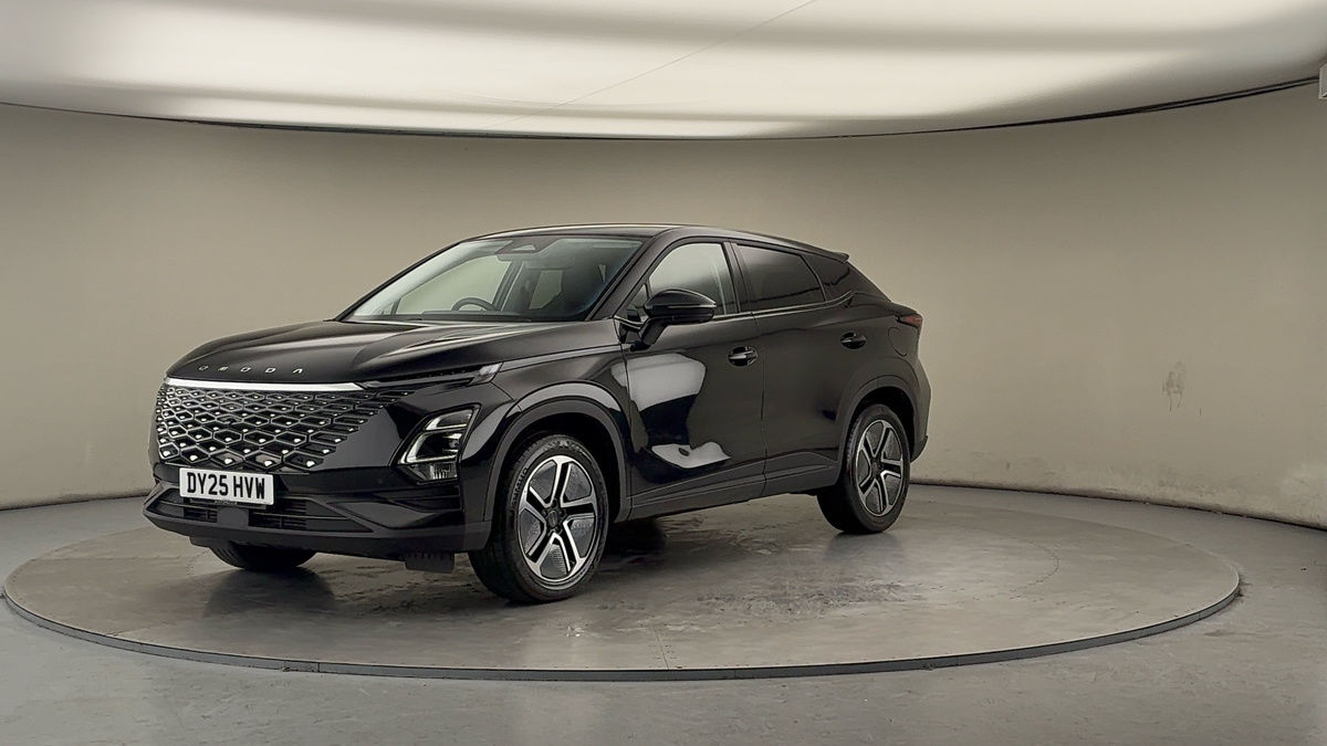 More views of Omoda 5