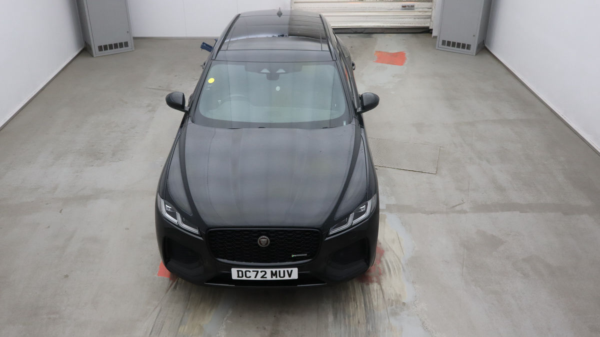Jaguar F-PACE Image 7