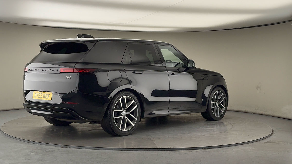 Land Rover Range Rover Sport Image 21
