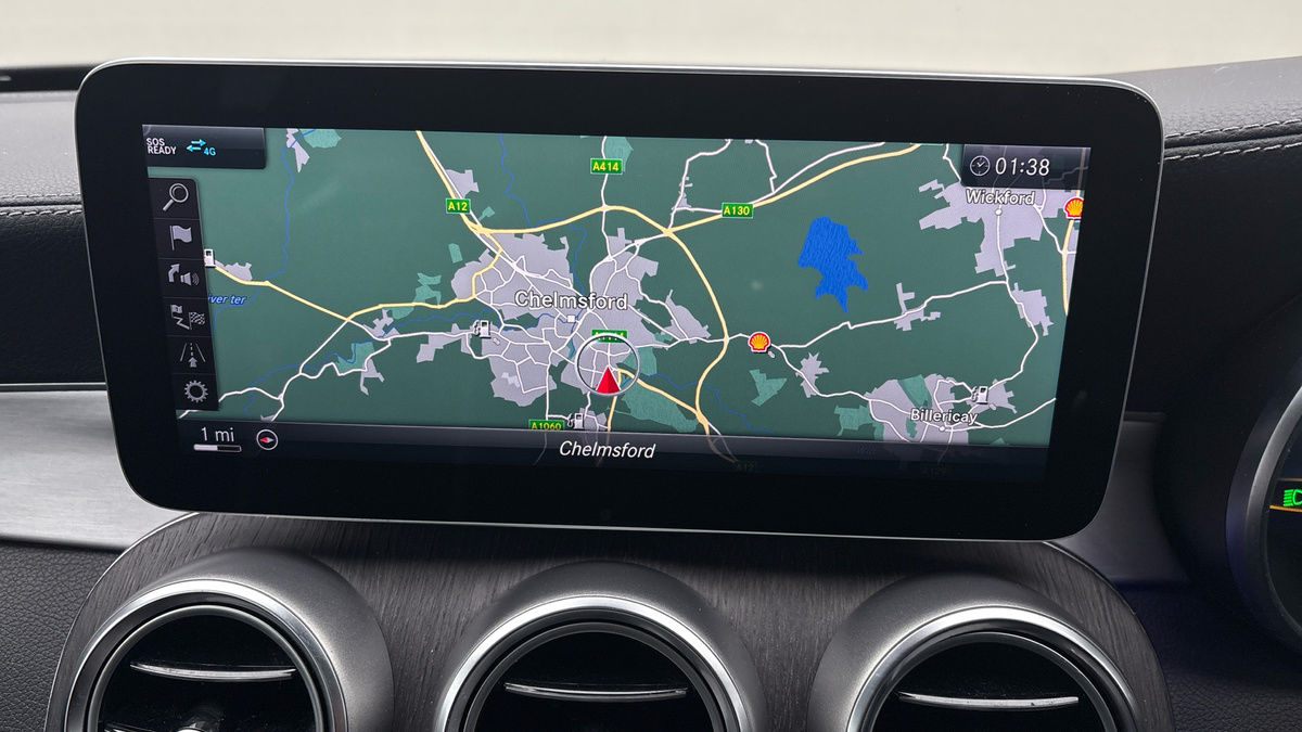 Mercedes-Benz C Class Image 17