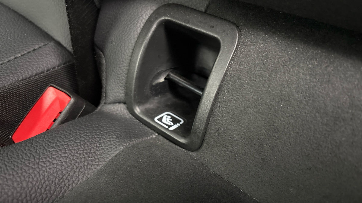 Mercedes-Benz GLA Image 9