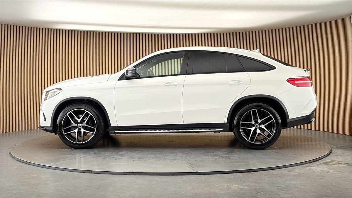 Mercedes-Benz GLE Image 15