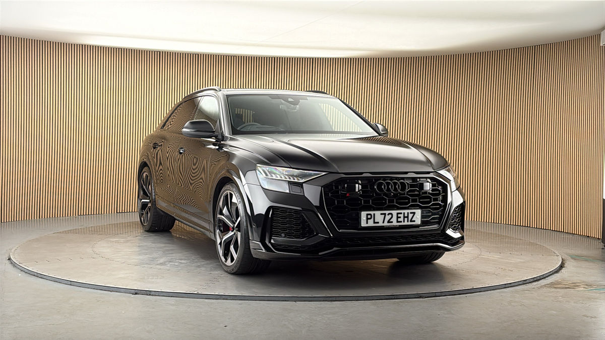 More views of Audi RSQ8