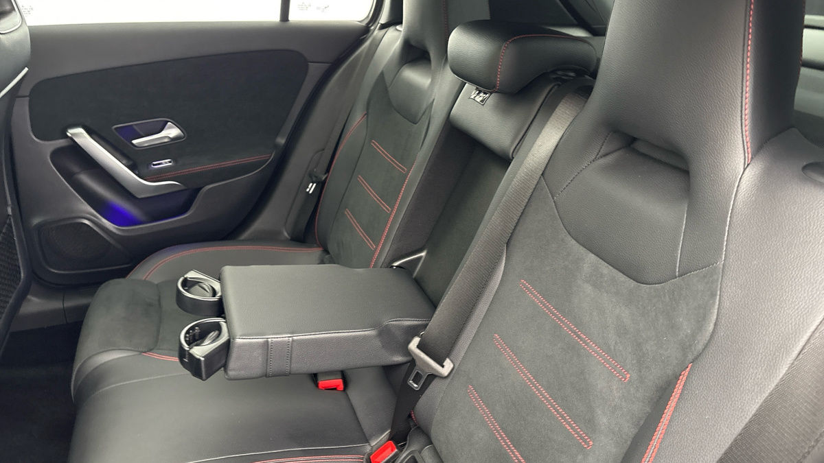 Mercedes-Benz A Class Image 9