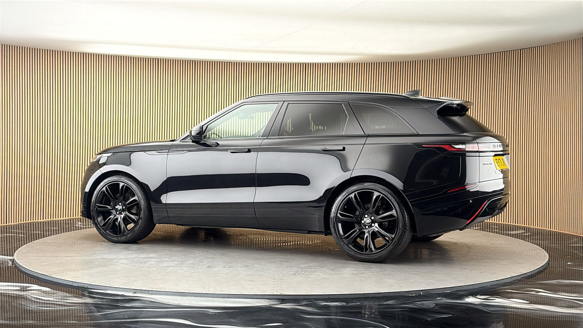 More views of Land Rover Range Rover Velar
