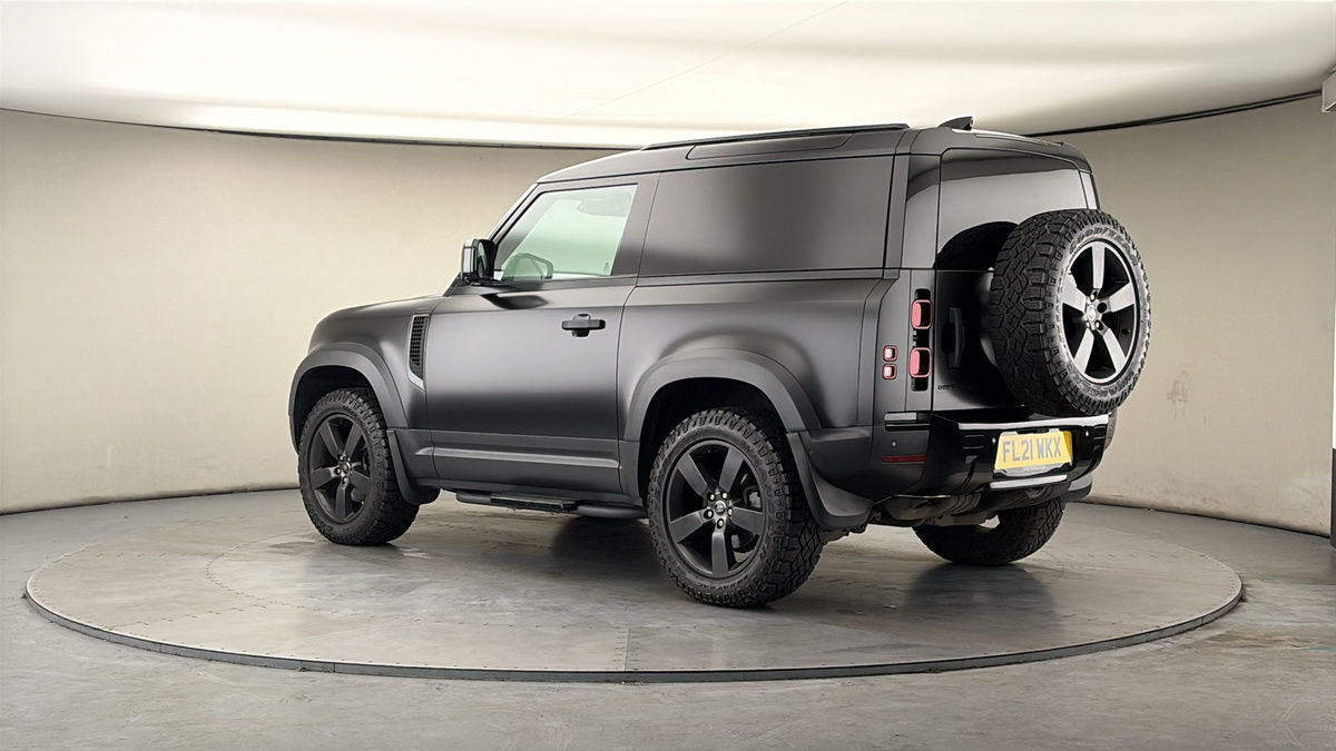 More views of Land Rover Defender 90