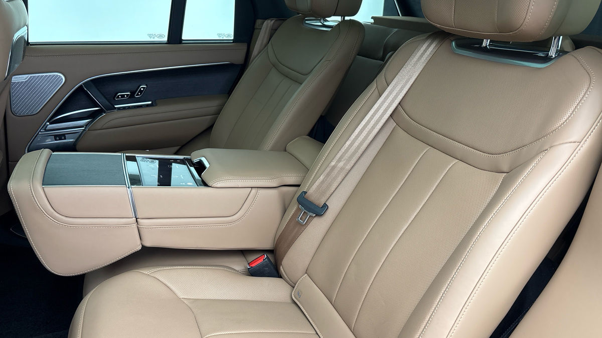Land Rover Range Rover Image 9