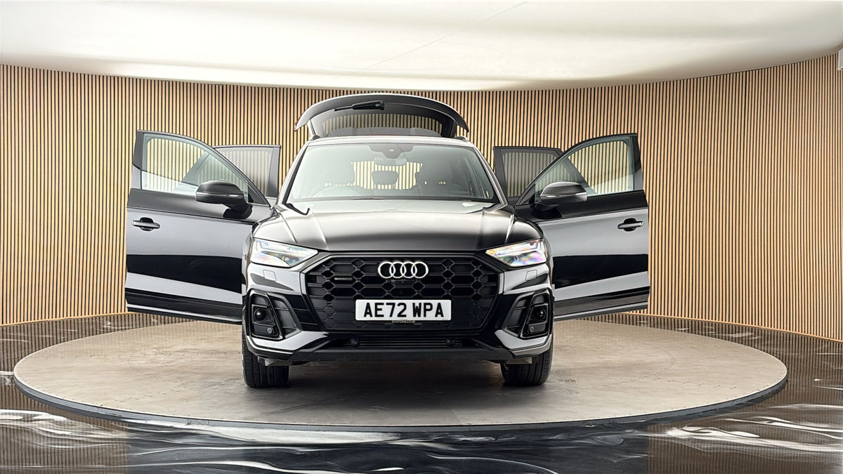More views of Audi Q5