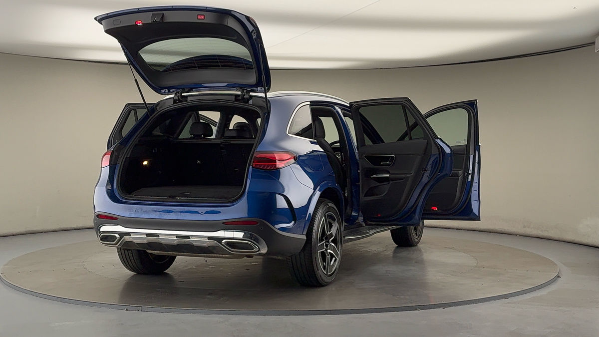 More views of Mercedes-Benz GLC