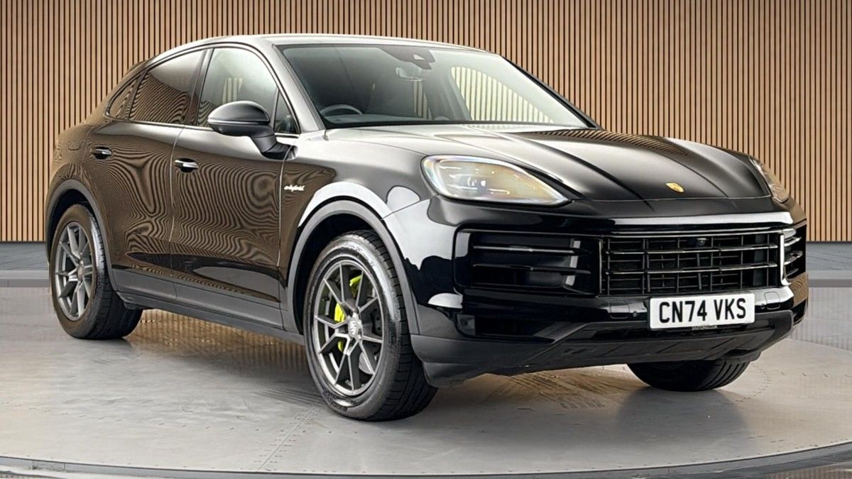 Porsche Cayenne Sticky Header Image