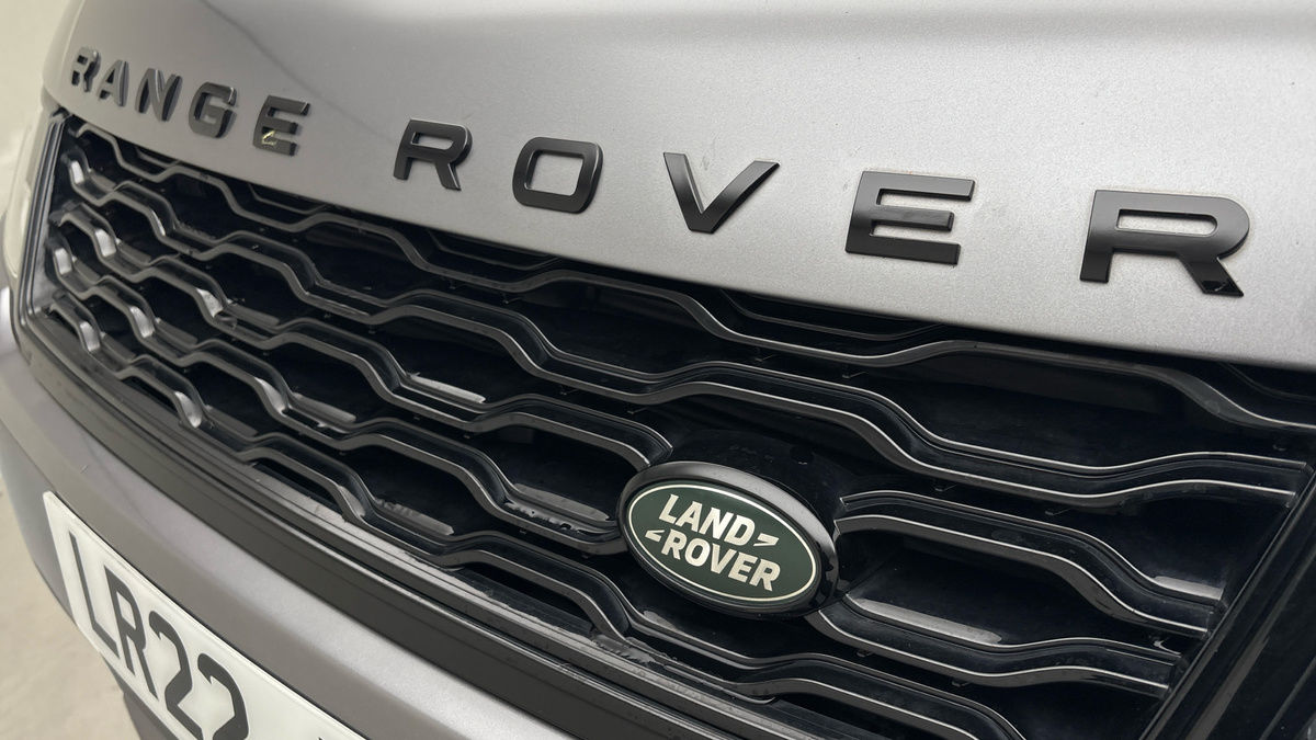 Land Rover Range Rover Sport Image 24