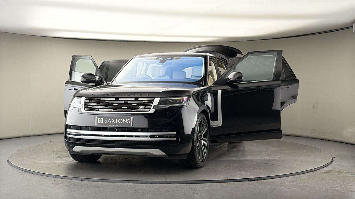 More views of Land Rover Range Rover