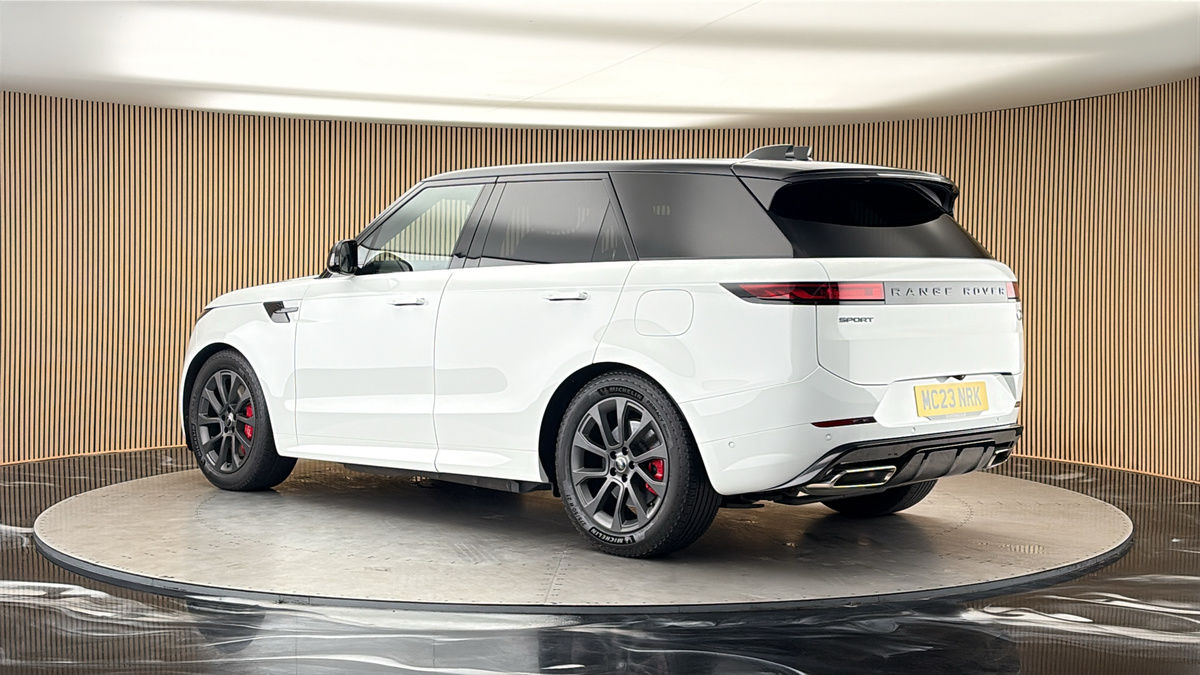 More views of Land Rover Range Rover Sport