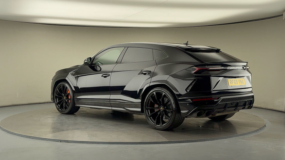 More views of Lamborghini Urus