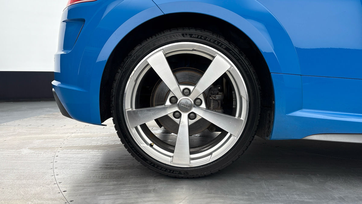 Audi TT Image 10